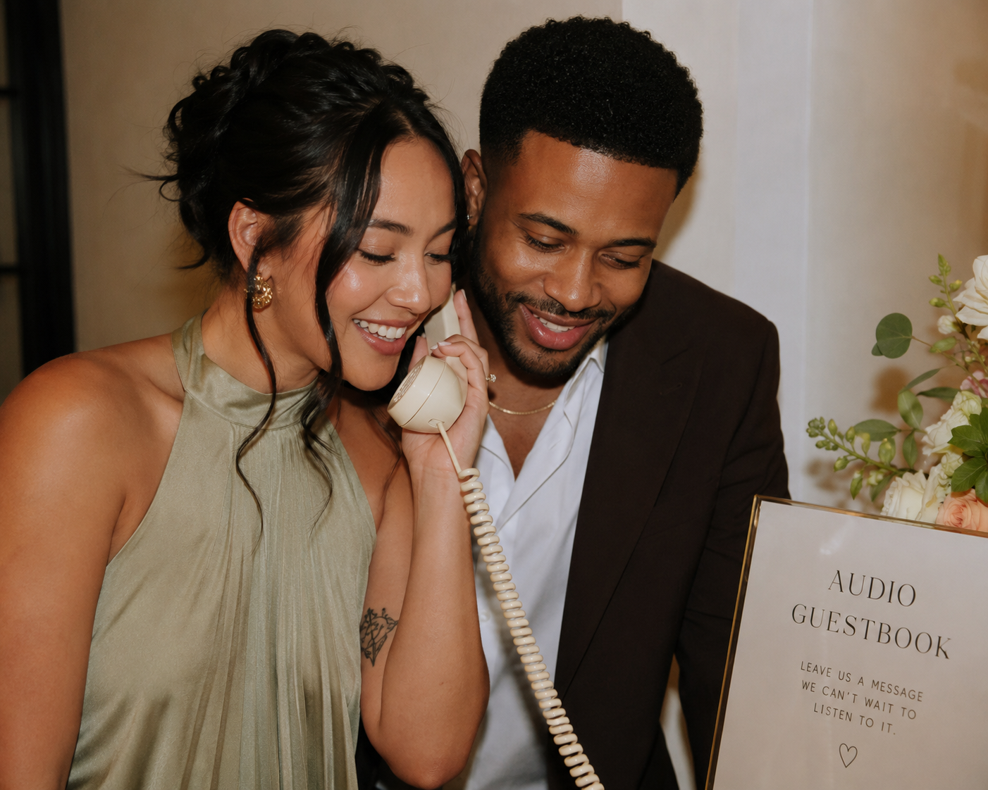 Couple Using VoiceMento Retre Cream Audio Guestbook